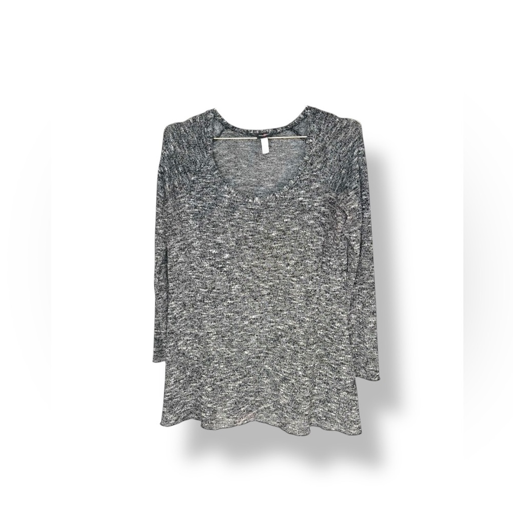 🚨𝐂𝐋𝐄𝐀𝐑𝐎𝐔𝐓 𝐒𝐀𝐋𝐄🚨𝐍𝐖𝐎𝐓 𝐂𝐎𝐒𝐀𝐁𝐄𝐋𝐋𝐀 Capri swing top crew neck blouse
